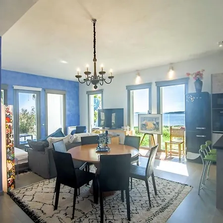 Phoenix Sea View House Hermoupolis * Ermoupoli